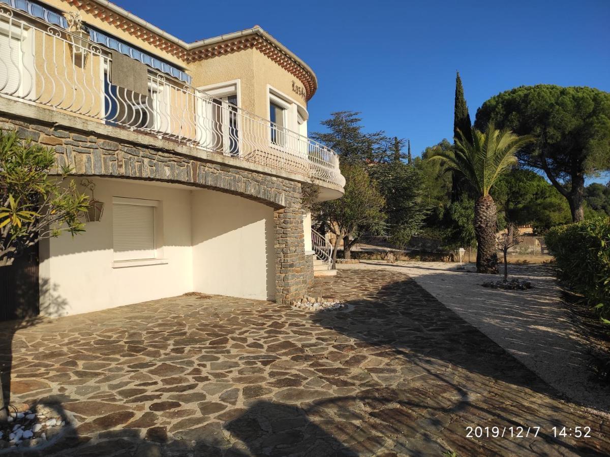 Meublé tourisme 4*, les pieds dans l'eau, Villa LAS PALMERAS La Londe-les-Maures Exterior foto